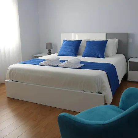 Tavares Suítes Arouca