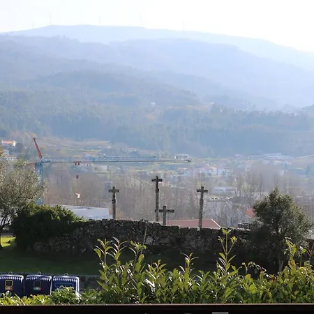 Tavares Suítes