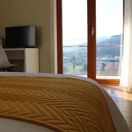 Tavares Suítes Agroturismo Arouca