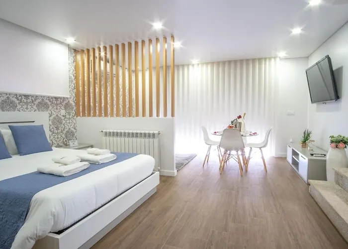 Tavares Suítes * Arouca